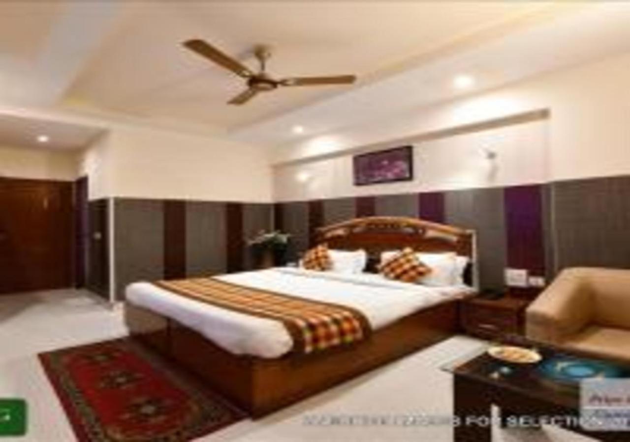 Hotel Chanakya Agra  Bagian luar foto