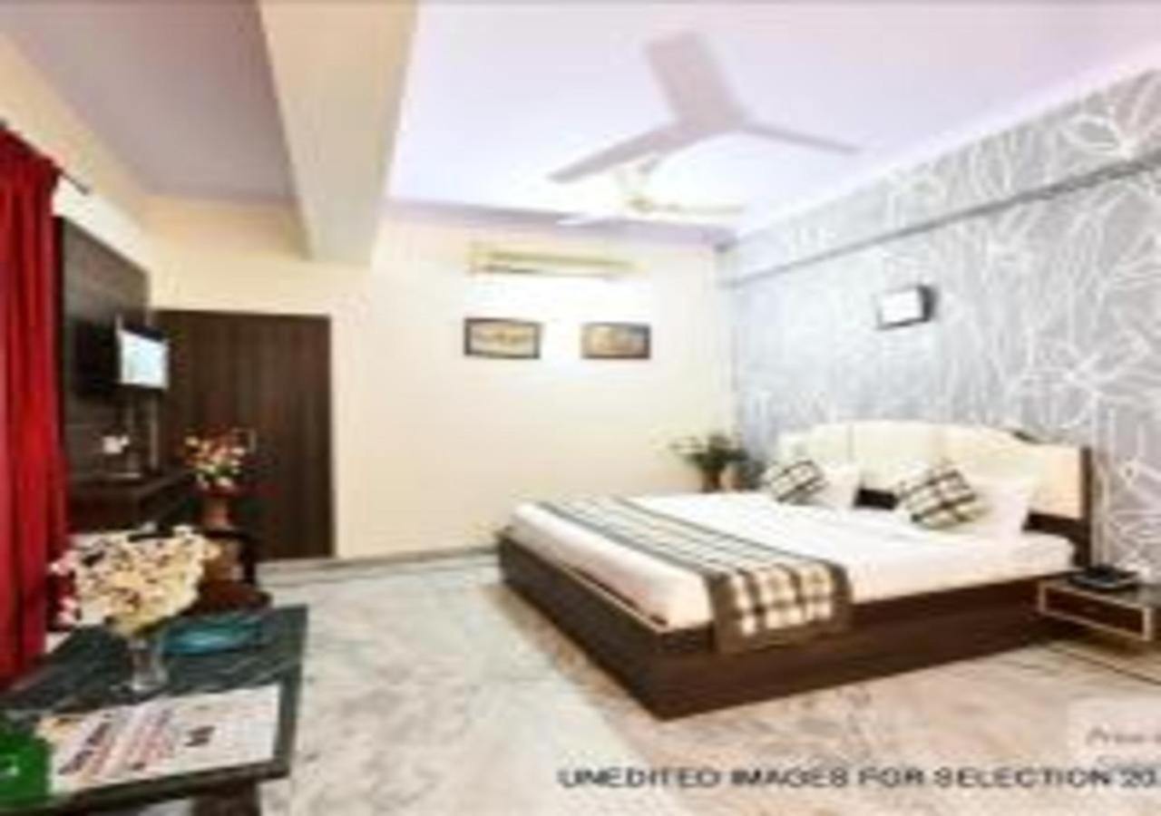 Hotel Chanakya Agra  Bagian luar foto