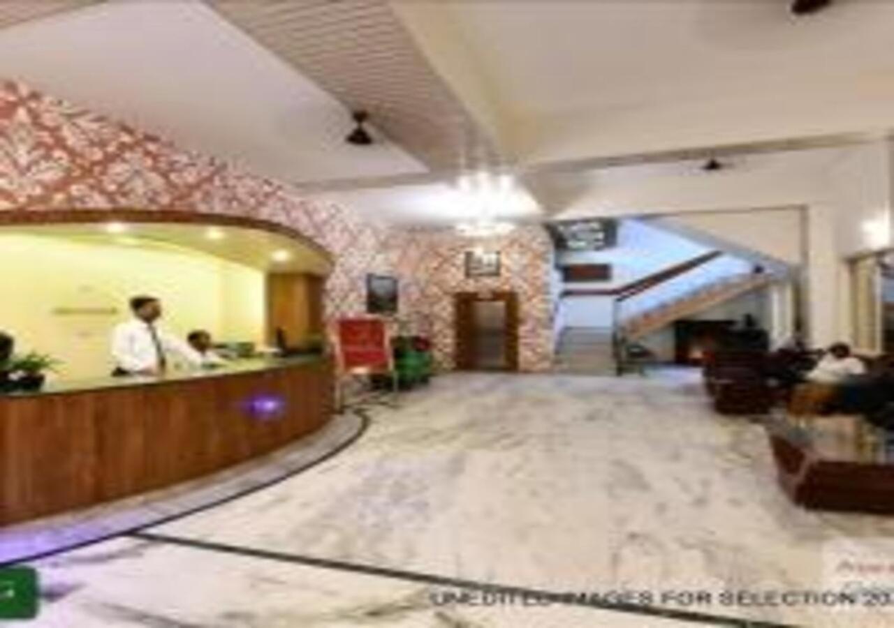 Hotel Chanakya Agra  Bagian luar foto