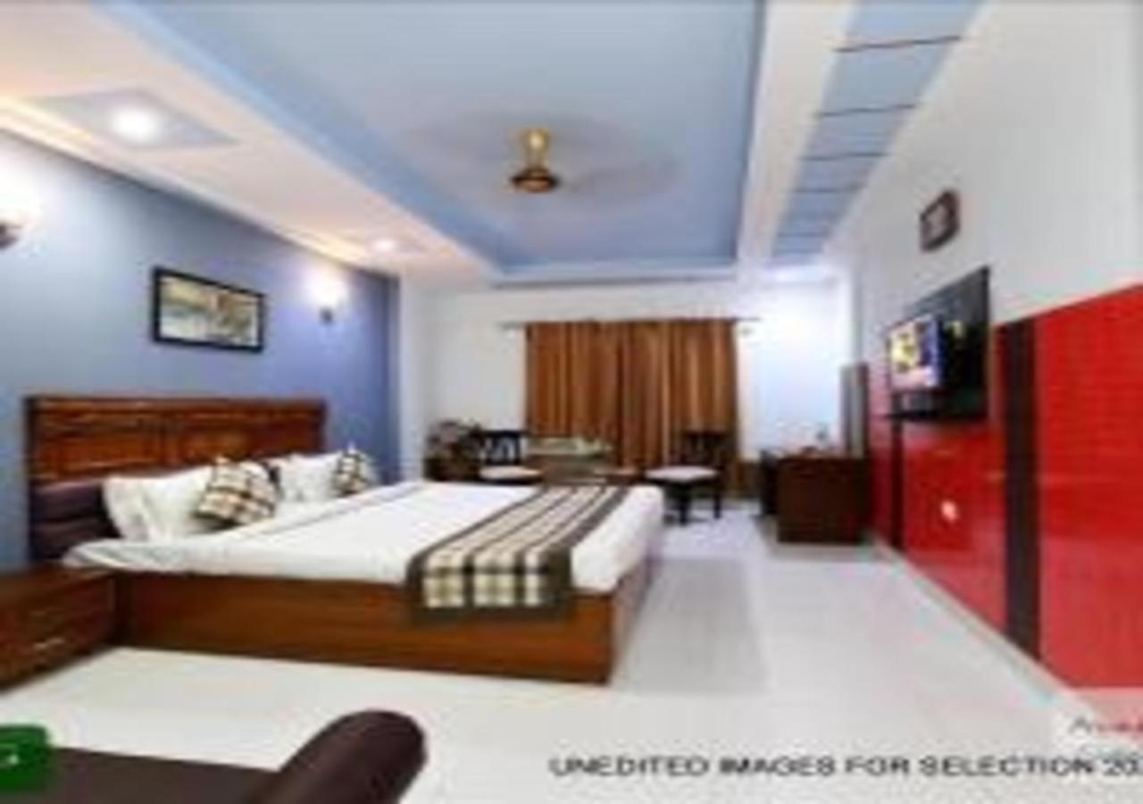 Hotel Chanakya Agra  Bagian luar foto