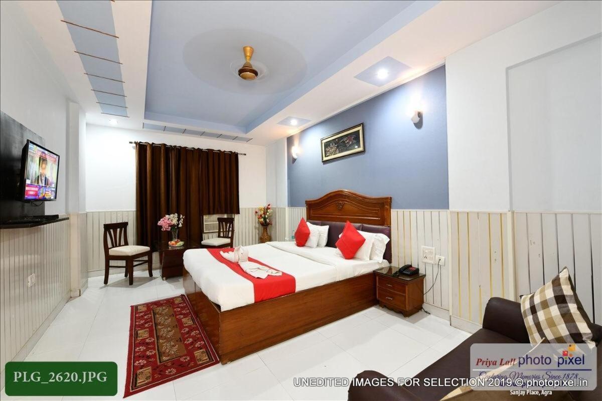 Hotel Chanakya Agra  Bagian luar foto