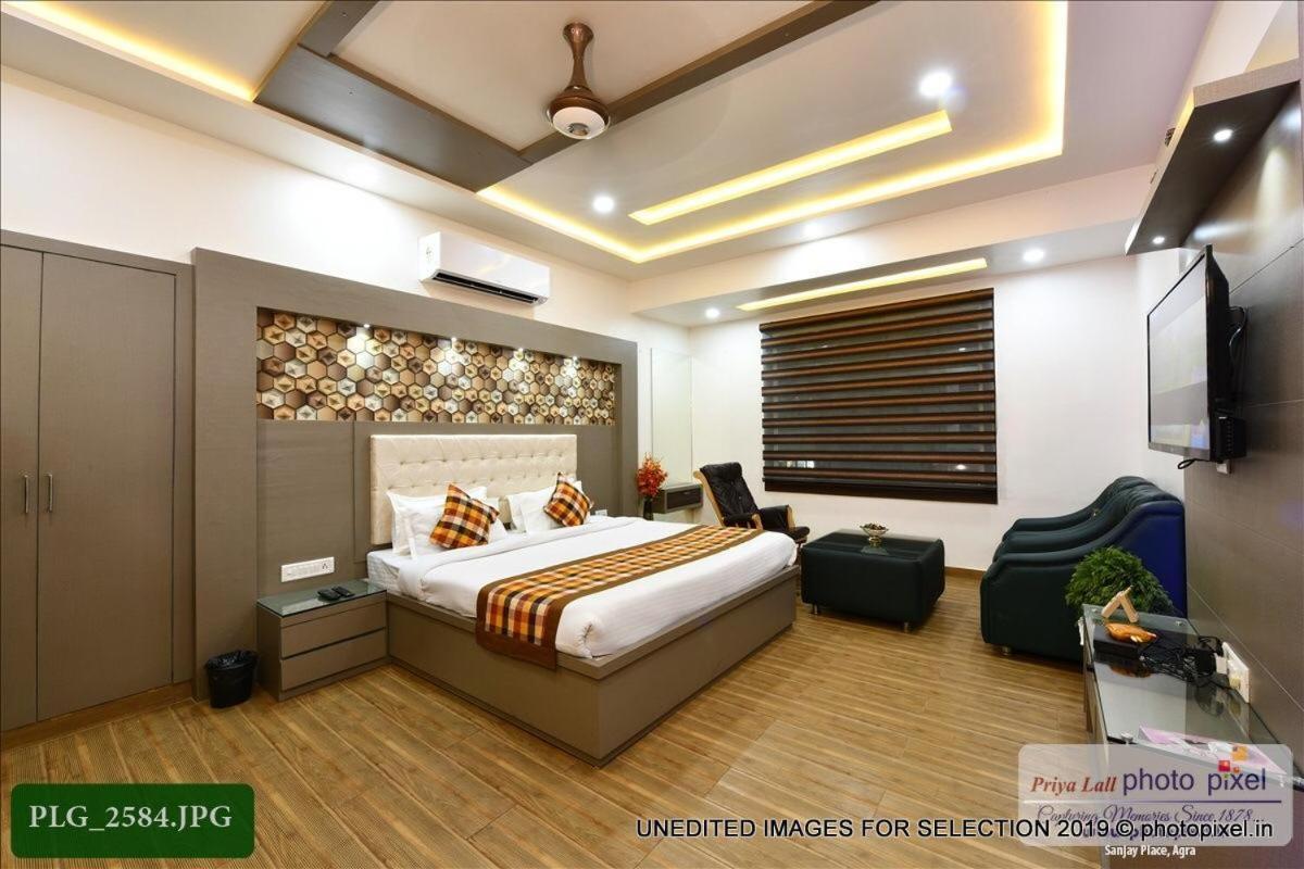 Hotel Chanakya Agra  Bagian luar foto