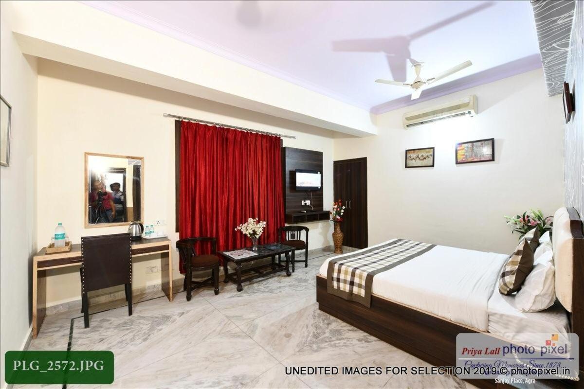 Hotel Chanakya Agra  Bagian luar foto