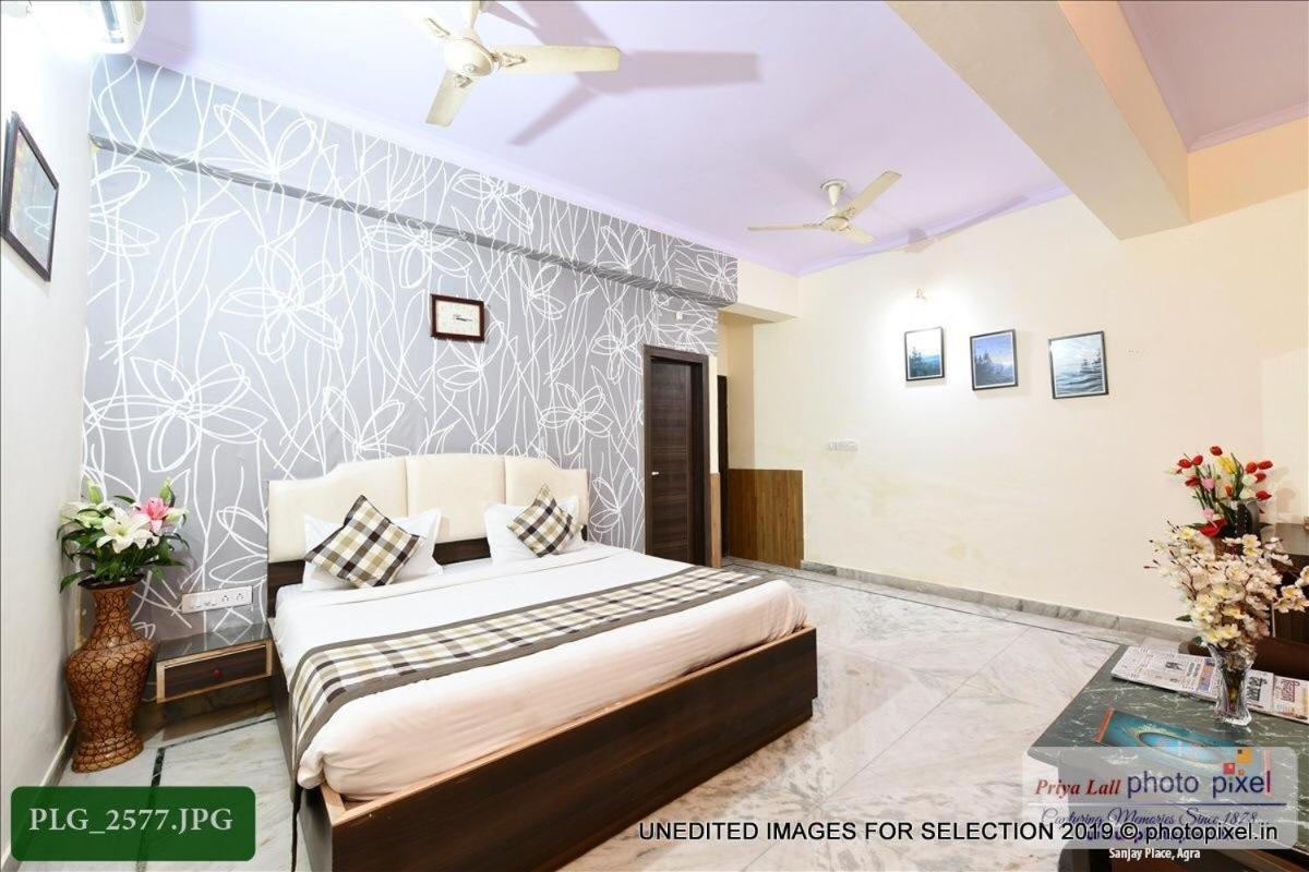 Hotel Chanakya Agra  Bagian luar foto