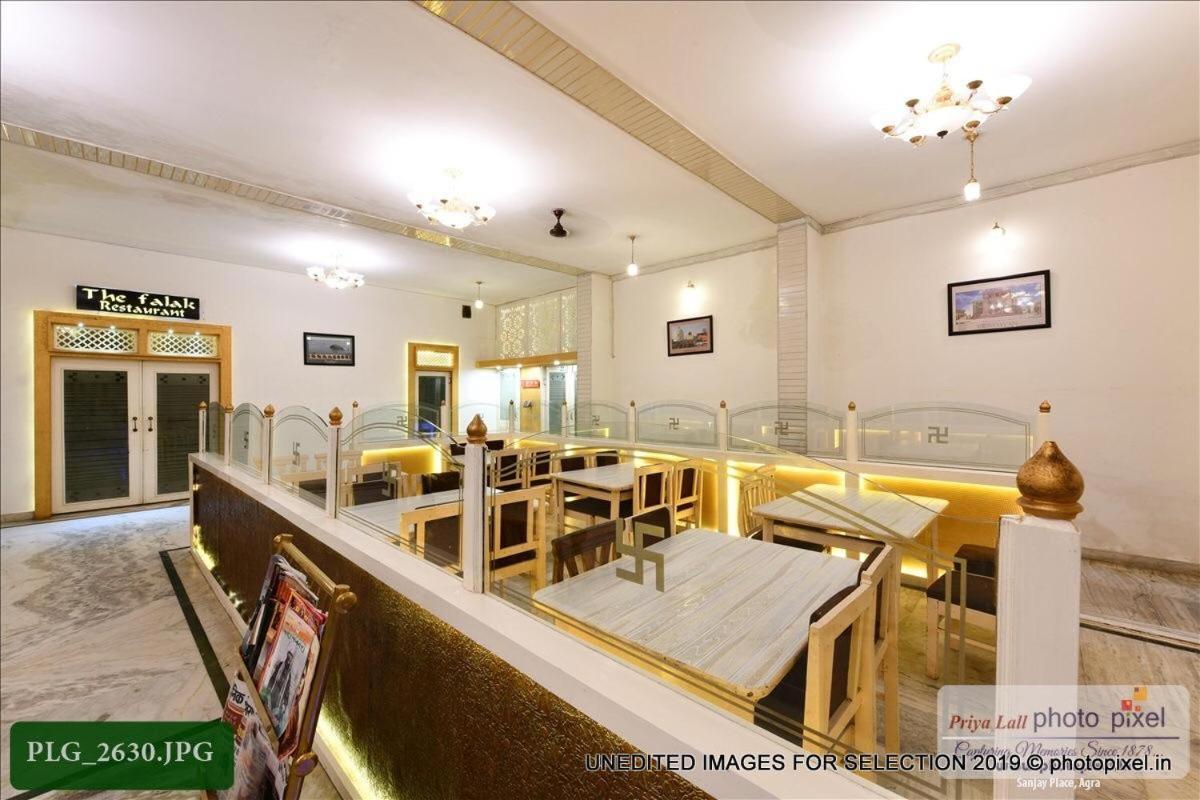 Hotel Chanakya Agra  Bagian luar foto