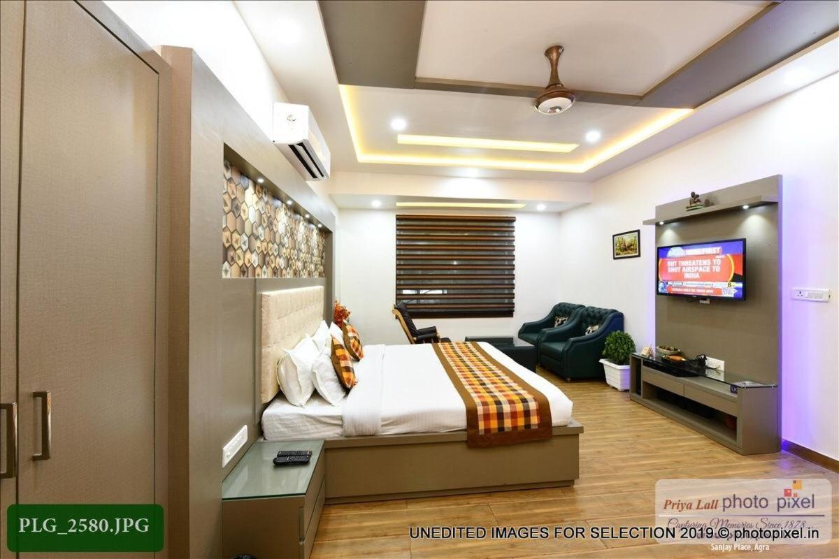 Hotel Chanakya Agra  Bagian luar foto