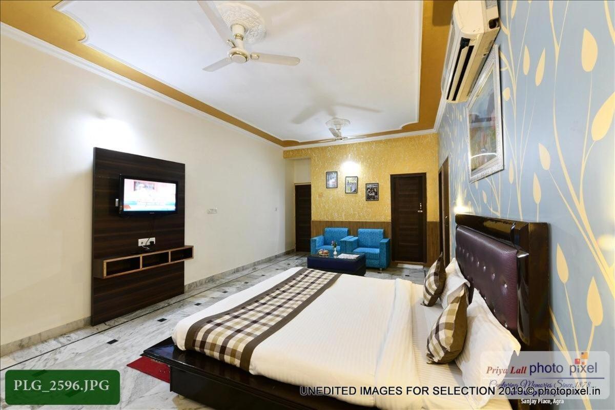 Hotel Chanakya Agra  Bagian luar foto
