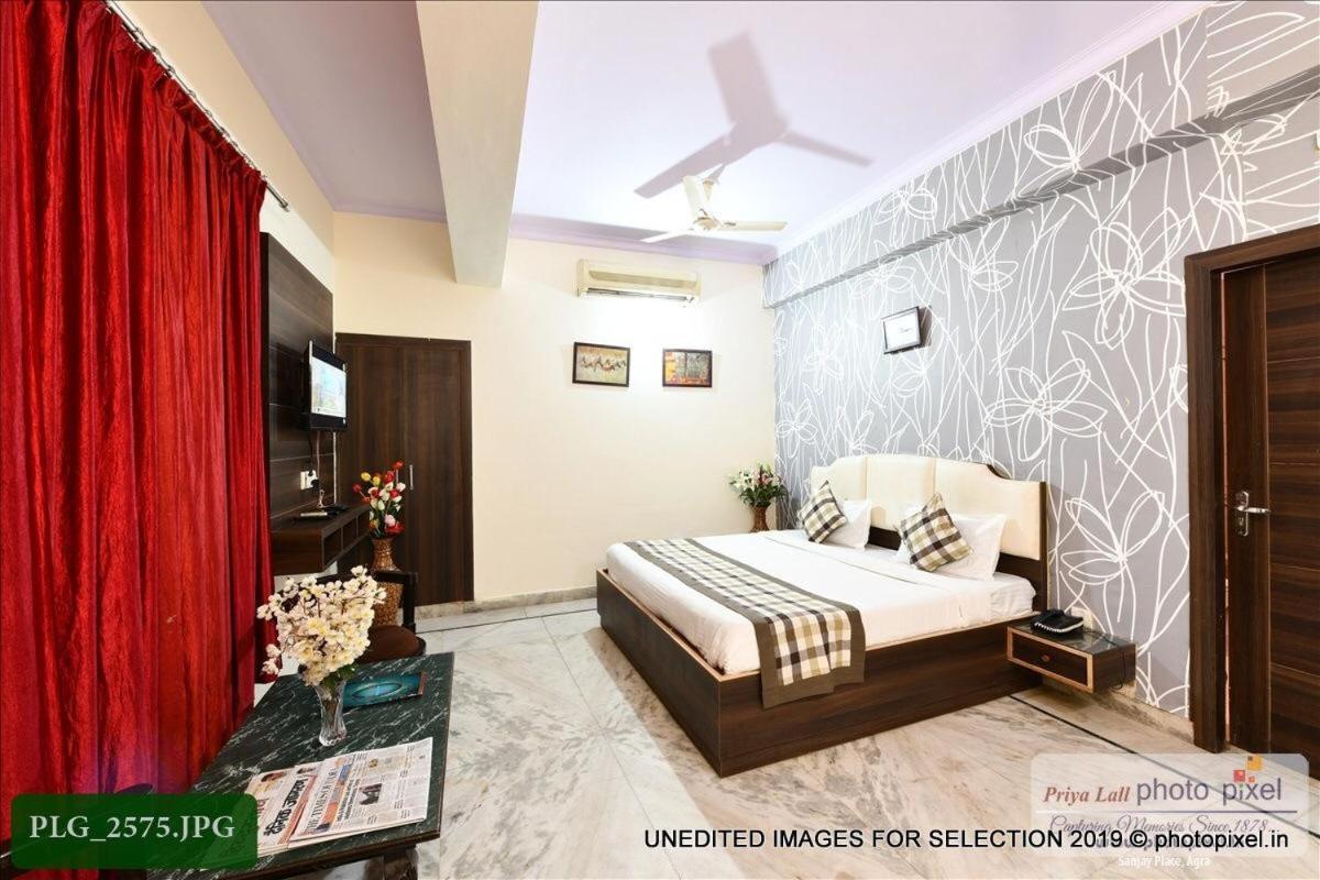 Hotel Chanakya Agra  Bagian luar foto